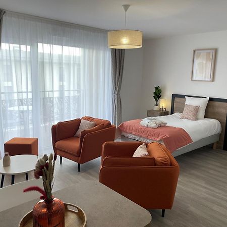 Domitys Les Demoiselles Aparthotel Beaune  Exterior foto