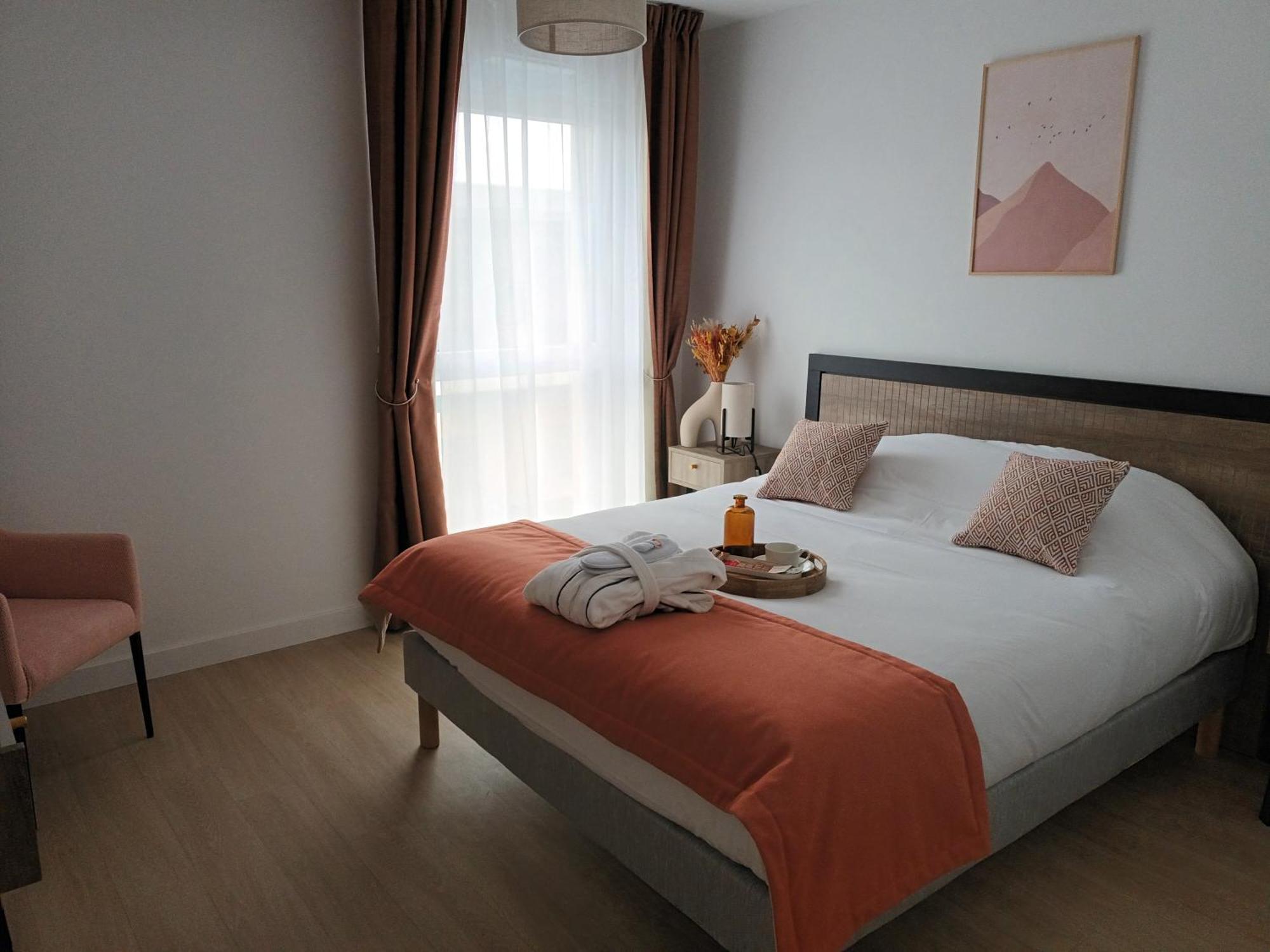 Domitys Les Demoiselles Aparthotel Beaune  Exterior foto
